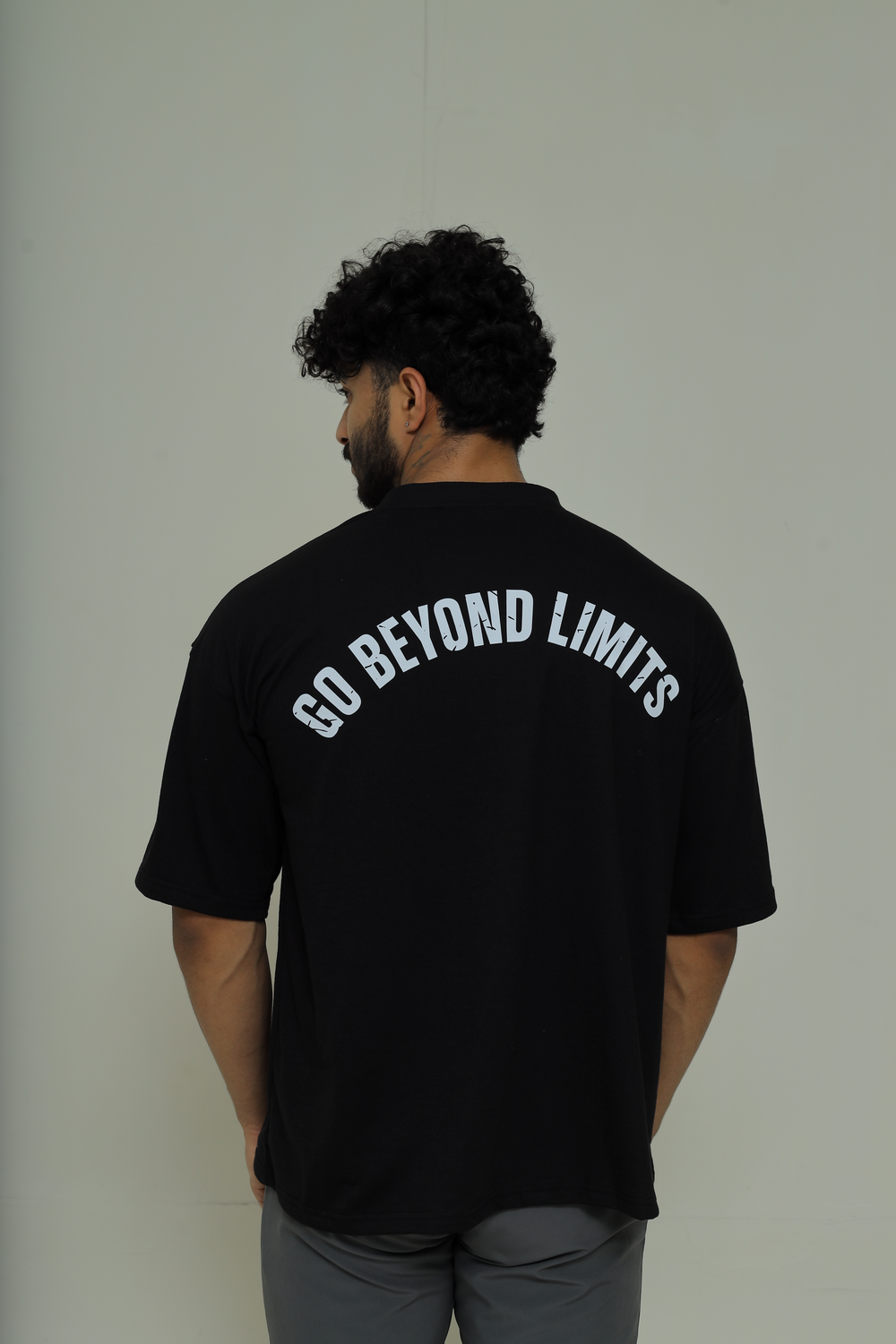 color:black