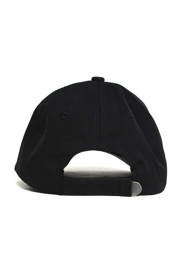 color:nblack